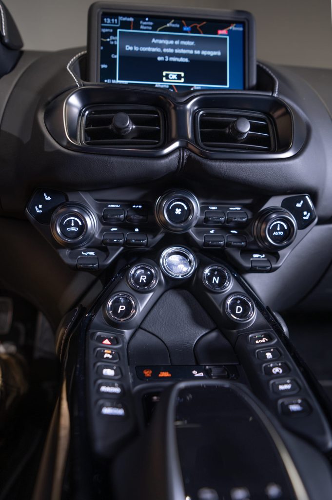 ASTON MARTIN Vantage 4.0 V8 3p.