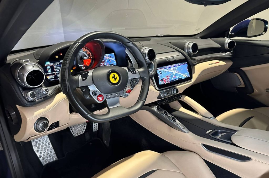 FERRARI GTC4 Lusso T DCT 3p