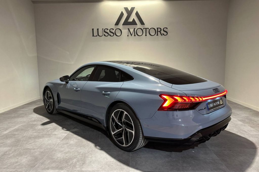 AUDI e-tron GT 60 quattro 5p