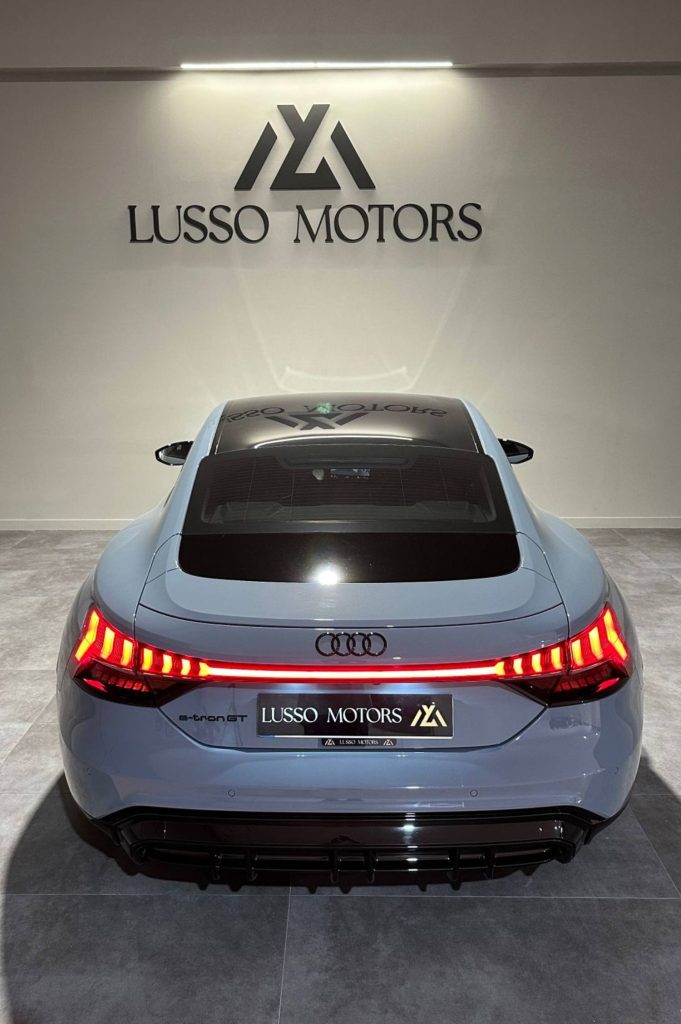 AUDI e-tron GT 60 quattro 5p