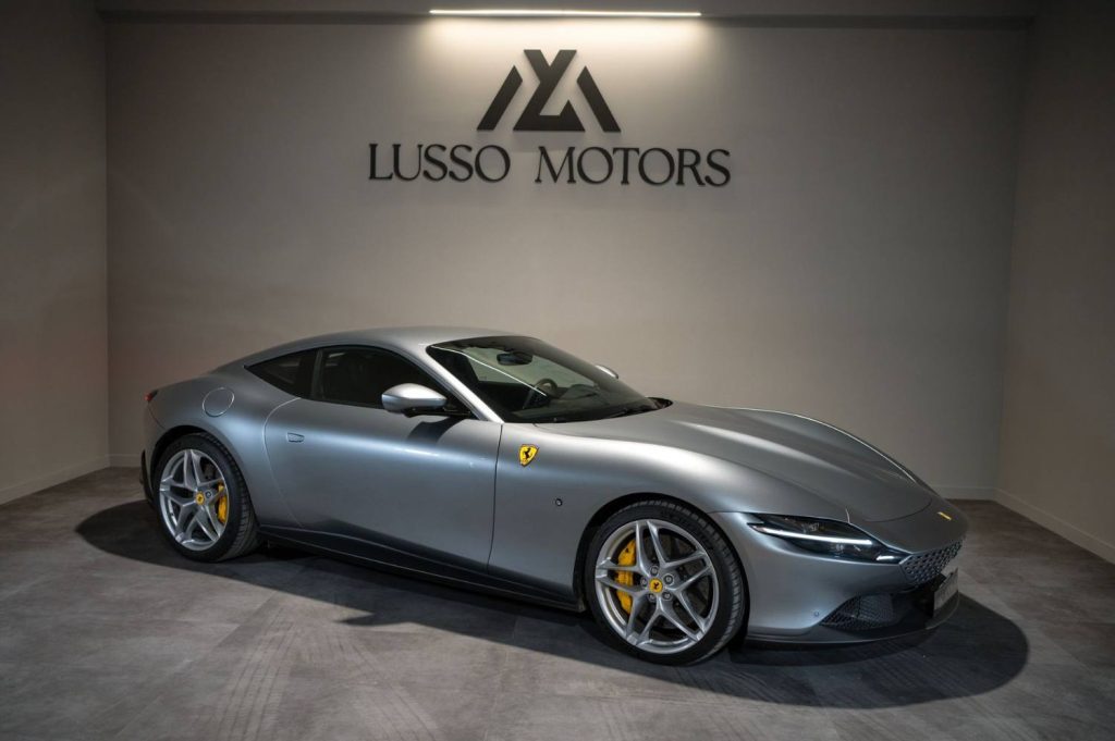 FERRARI Roma