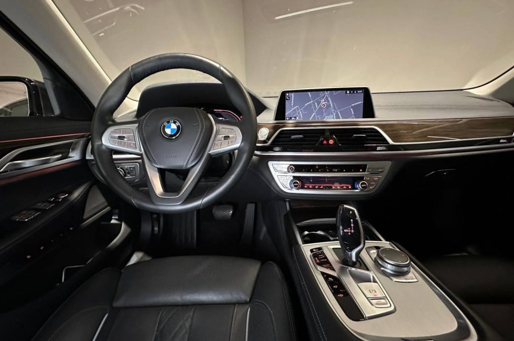 BMW Serie 7 730Ld xDrive 5p