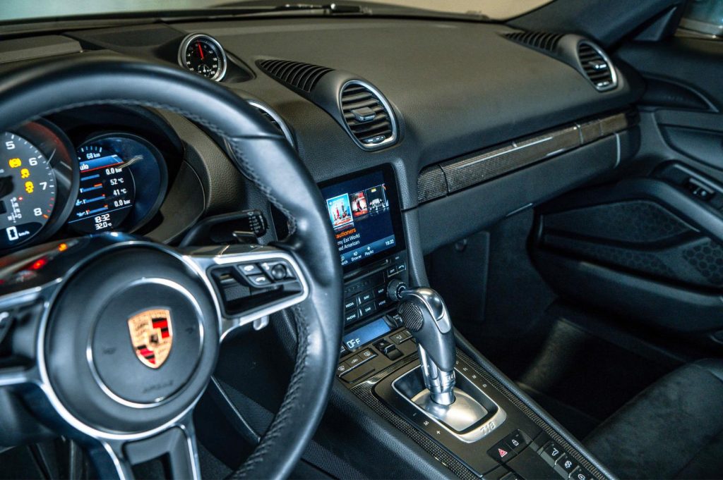 PORSCHE 718 Cayman S 3p