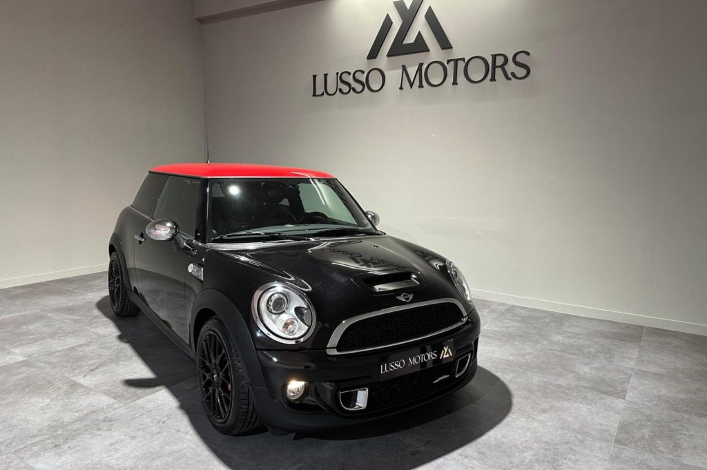 MINI John Cooper Works Coupe 2p