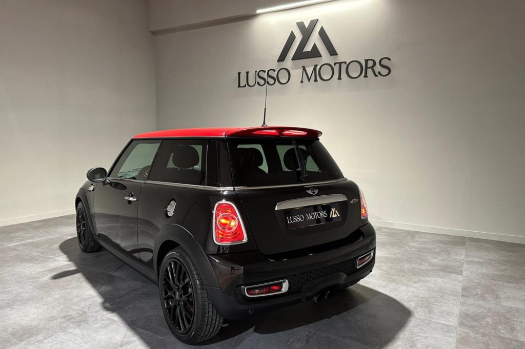 MINI John Cooper Works Coupe 2p