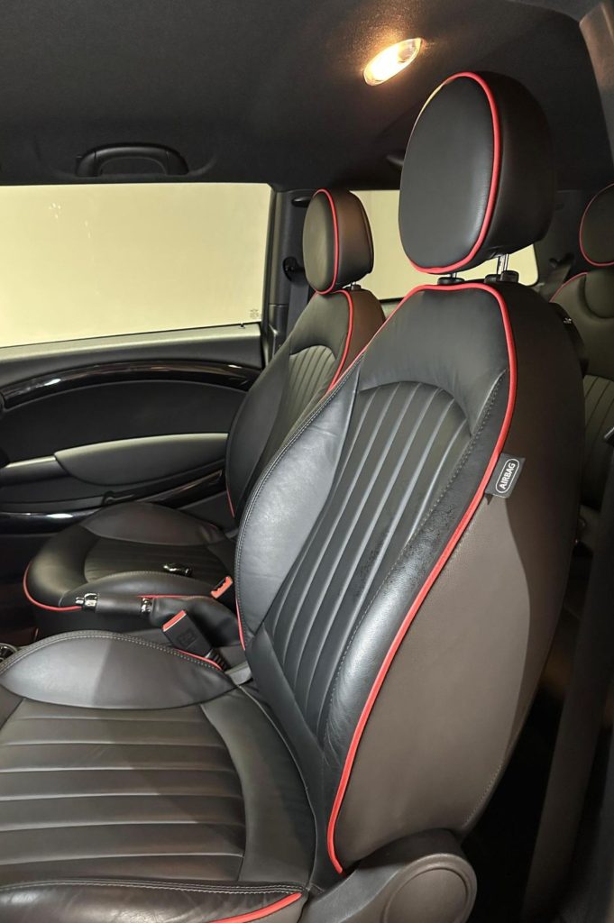 MINI John Cooper Works Coupe 2p