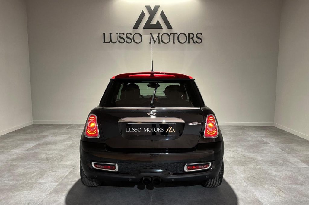 MINI John Cooper Works Coupe 2p