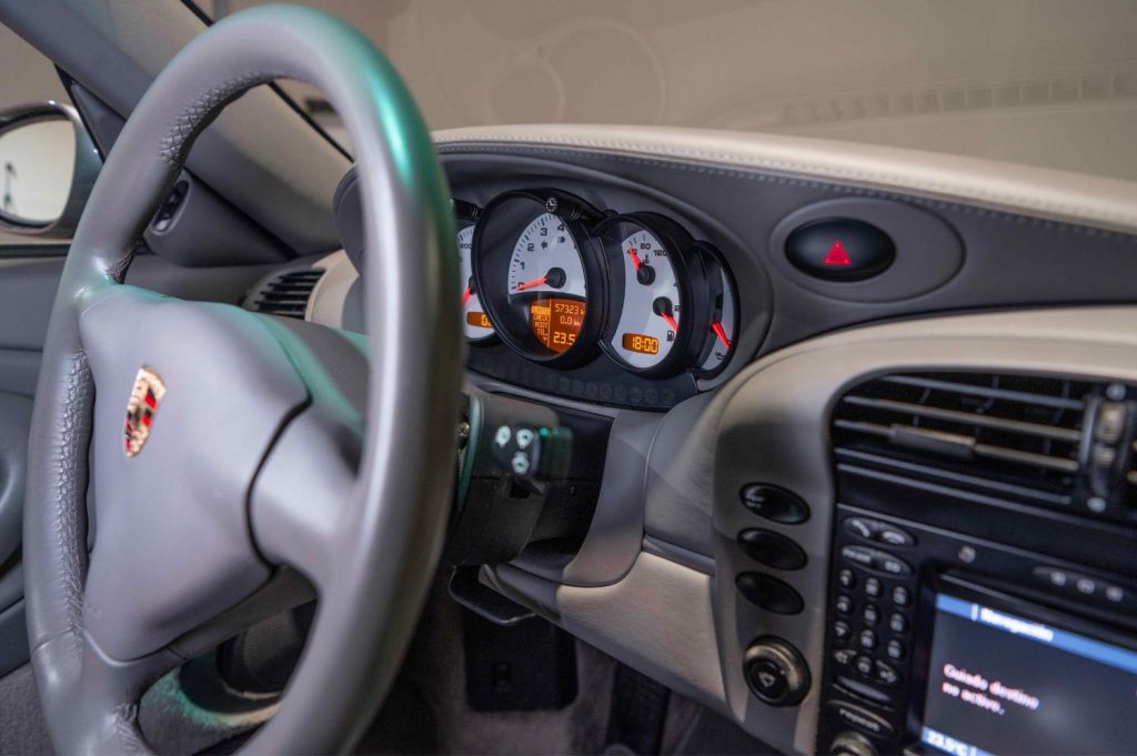 PORSCHE 911 Carrera 4S 2p