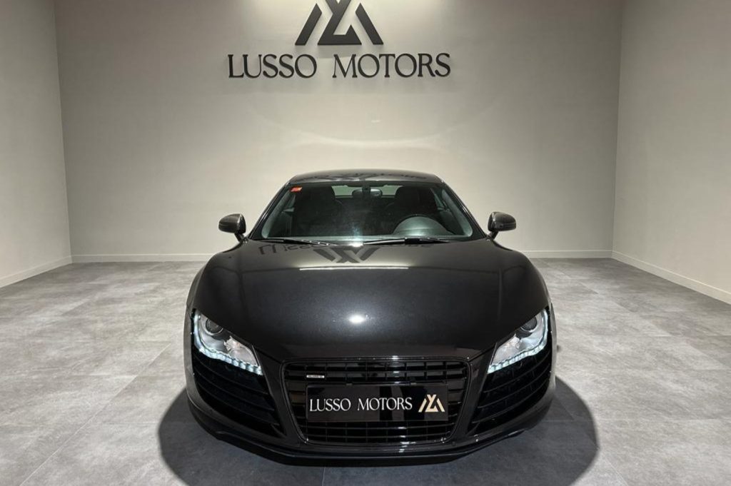 AUDI R8 4.2TFSI