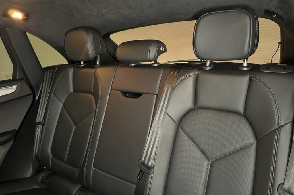 PORSCHE Macan Turbo 5p