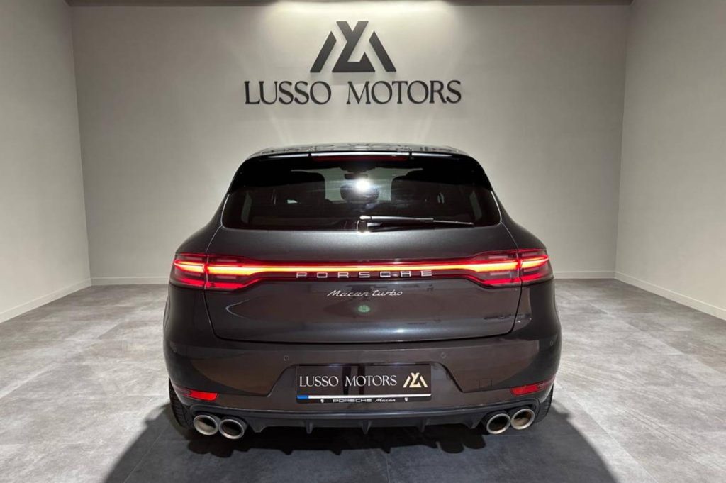 PORSCHE Macan Turbo 5p