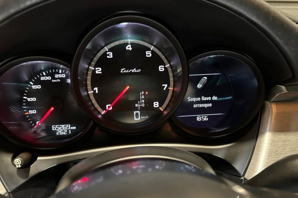 PORSCHE Macan Turbo 5p