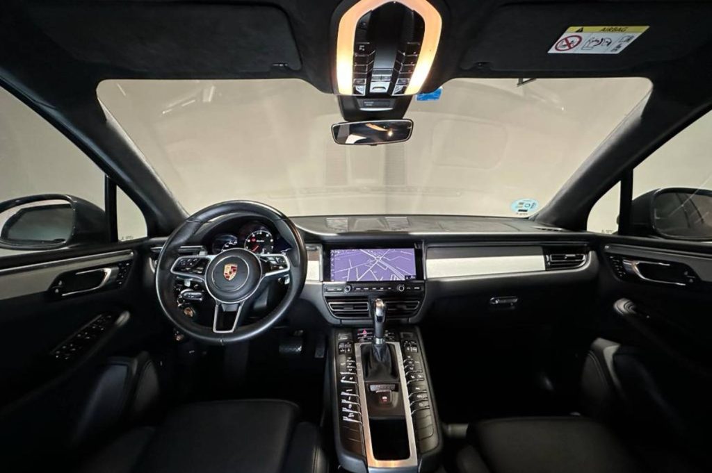 PORSCHE Macan Turbo 5p