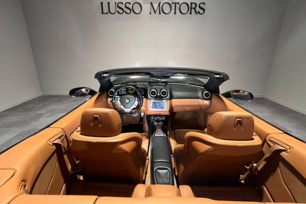 FERRARI California 4.3 V8 4 plazas 2p
