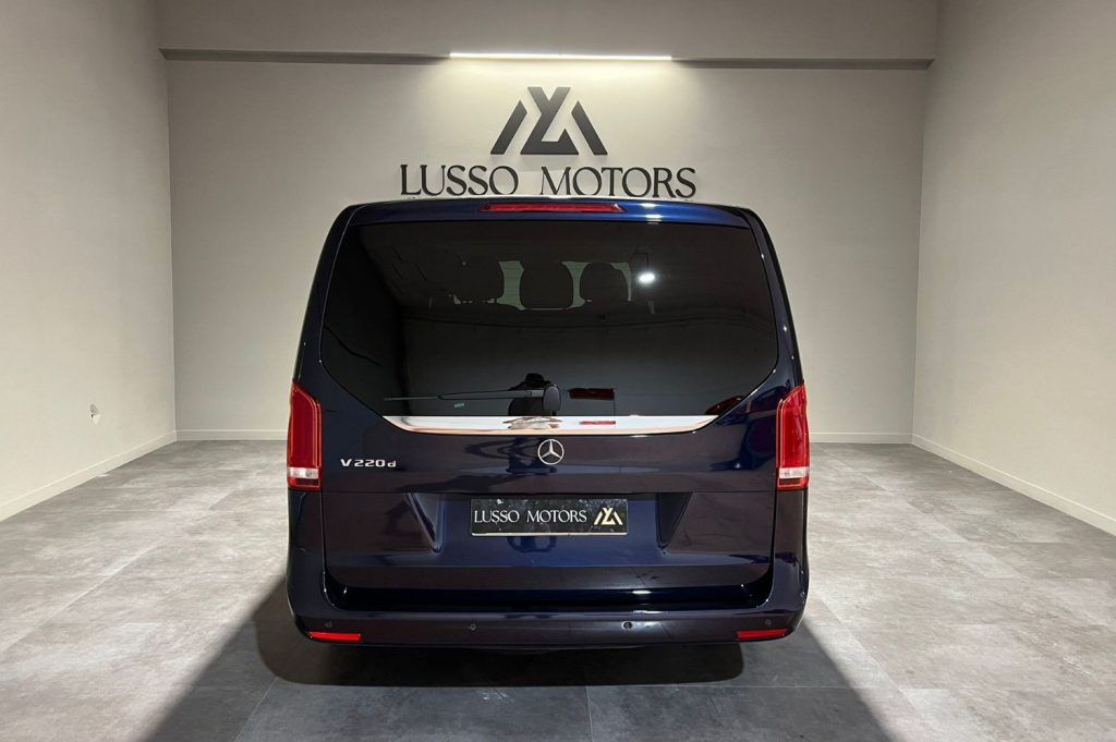 MERCEDES-BENZ Clase V 220 d Avantgarde Largo 5p