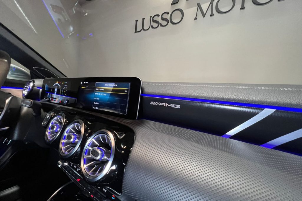 MERCEDES-BENZ CLA MercedesAMG S 45 4MATIC 4p