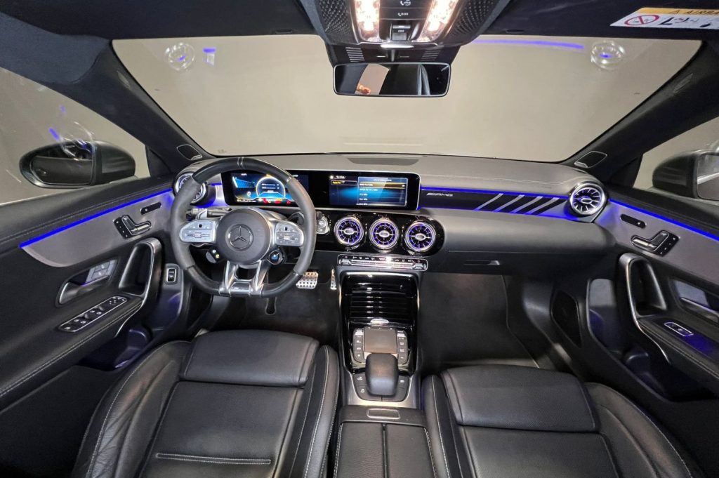 MERCEDES-BENZ CLA MercedesAMG S 45 4MATIC 4p