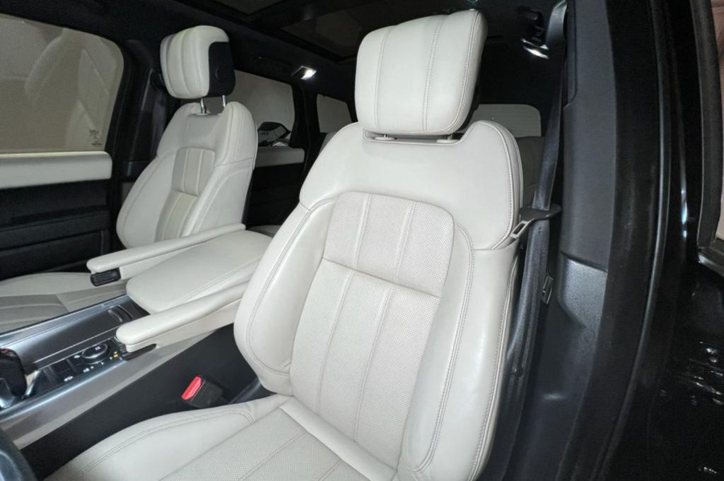 RANGE ROVER SPORT 3.0 HSE