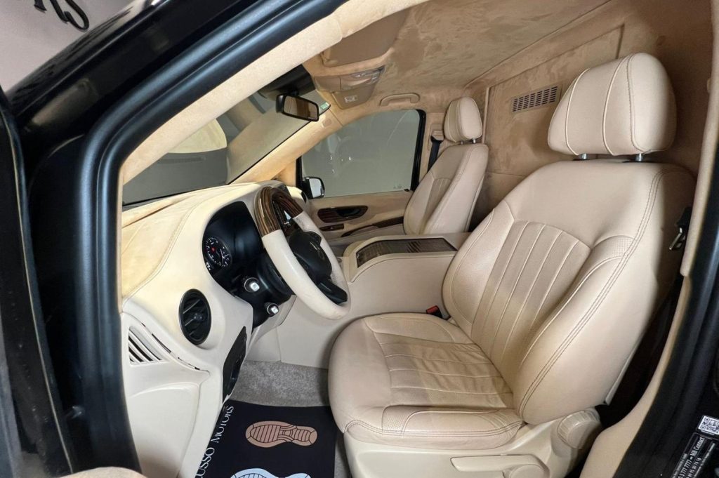 MERCEDES-BENZ Clase V 220 d Clase V Compacto 4p