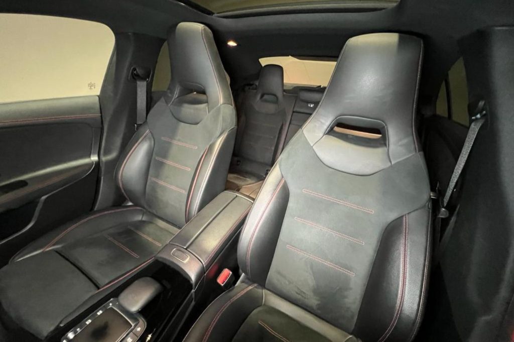 MERCEDES-BENZ CLA 200 D DCT 4p