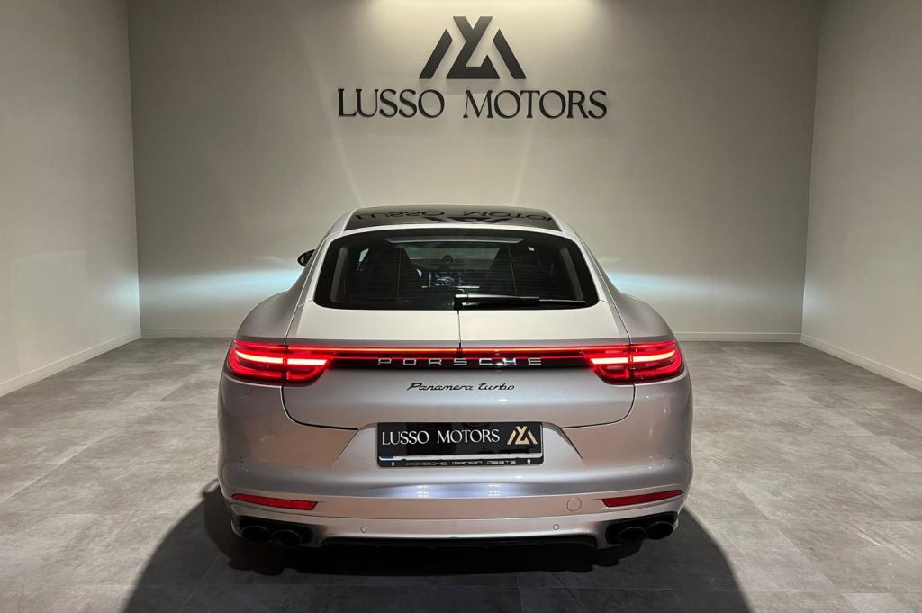 PORSCHE Panamera Turbo 5p