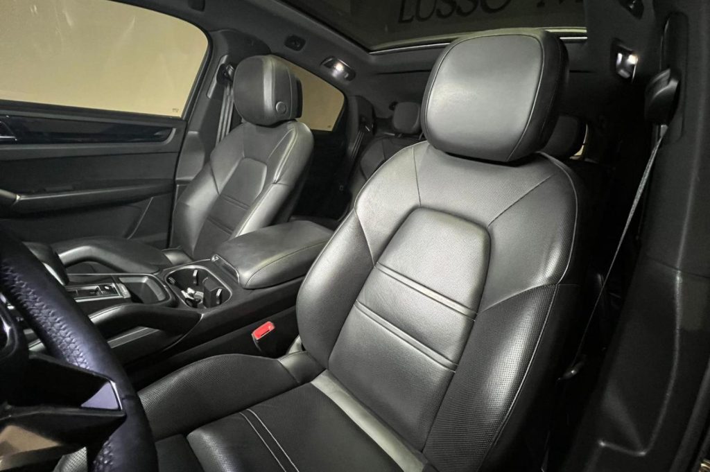 PORSCHE Cayenne Coupé S 5p