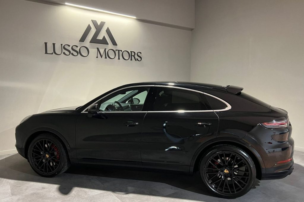 PORSCHE Cayenne Coupé S 5p