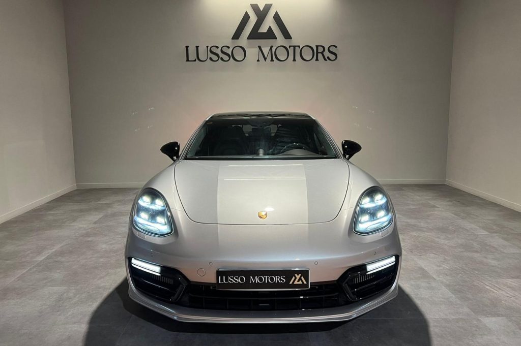 PORSCHE Panamera Turbo 5p