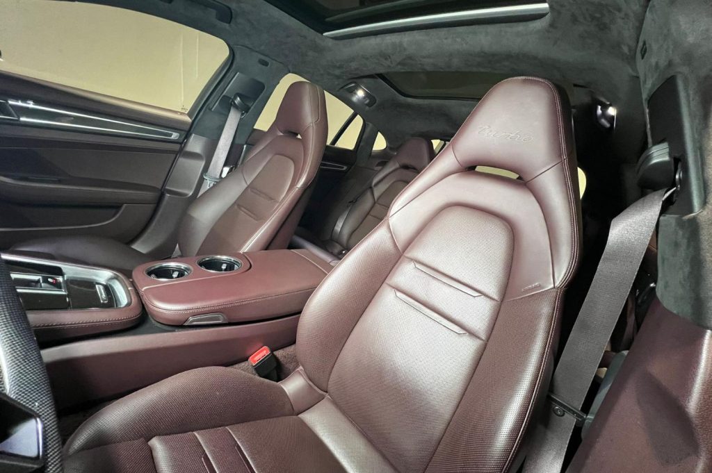 PORSCHE Panamera Turbo 5p