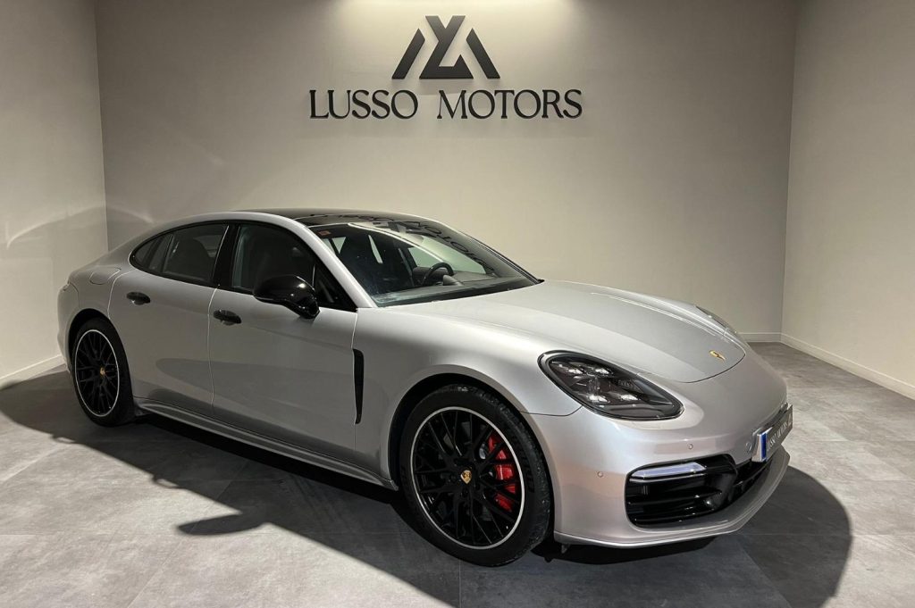 PORSCHE Panamera Turbo 5p