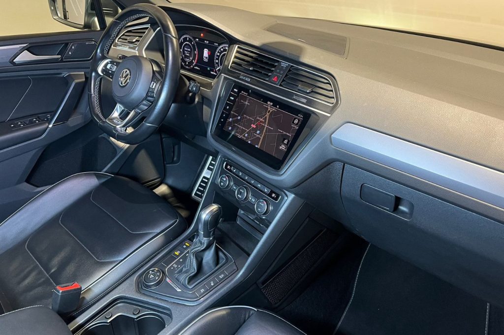 VOLKSWAGEN Tiguan Sport 2.0 TDI 140kW 190CV 4Motion DSG 5p