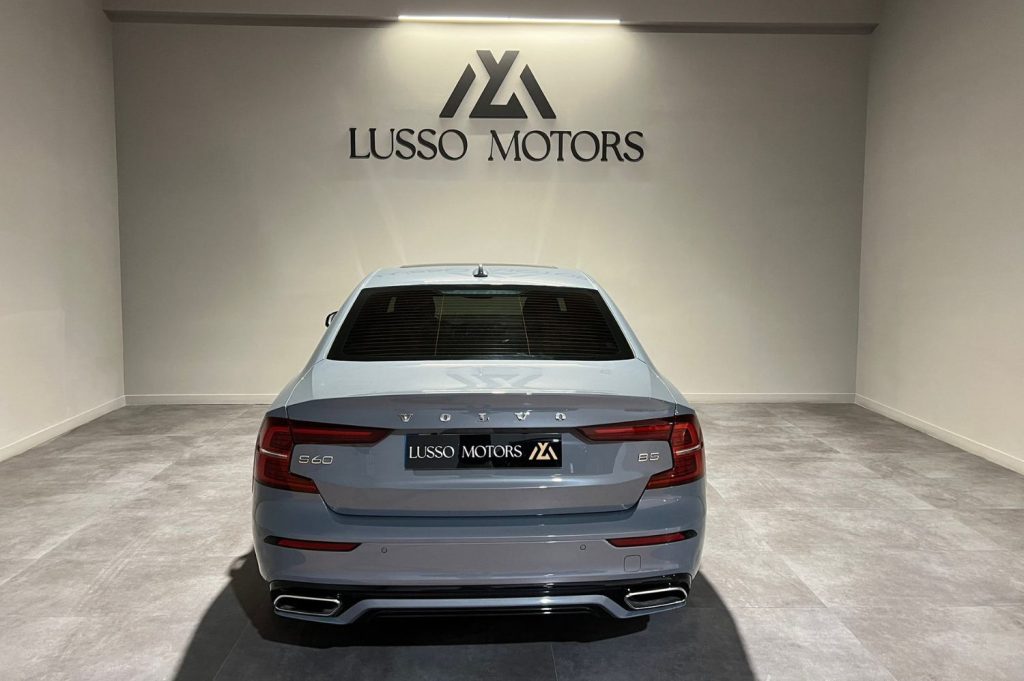 VOLVO S60 B5G FWD RDesign aut 4p