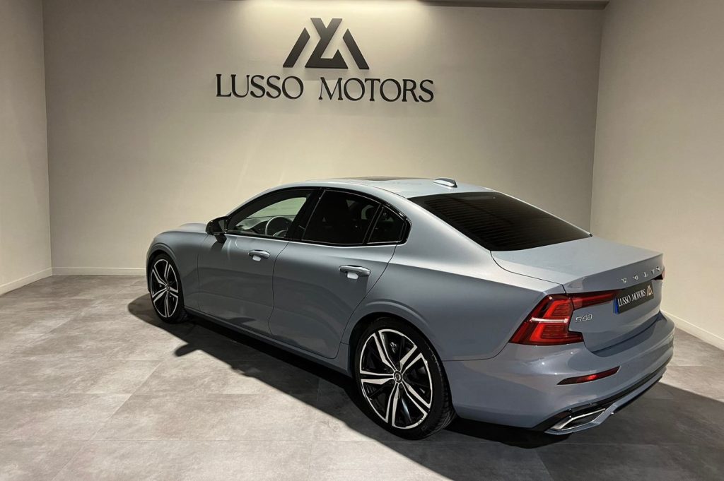 VOLVO S60 B5G FWD RDesign aut 4p