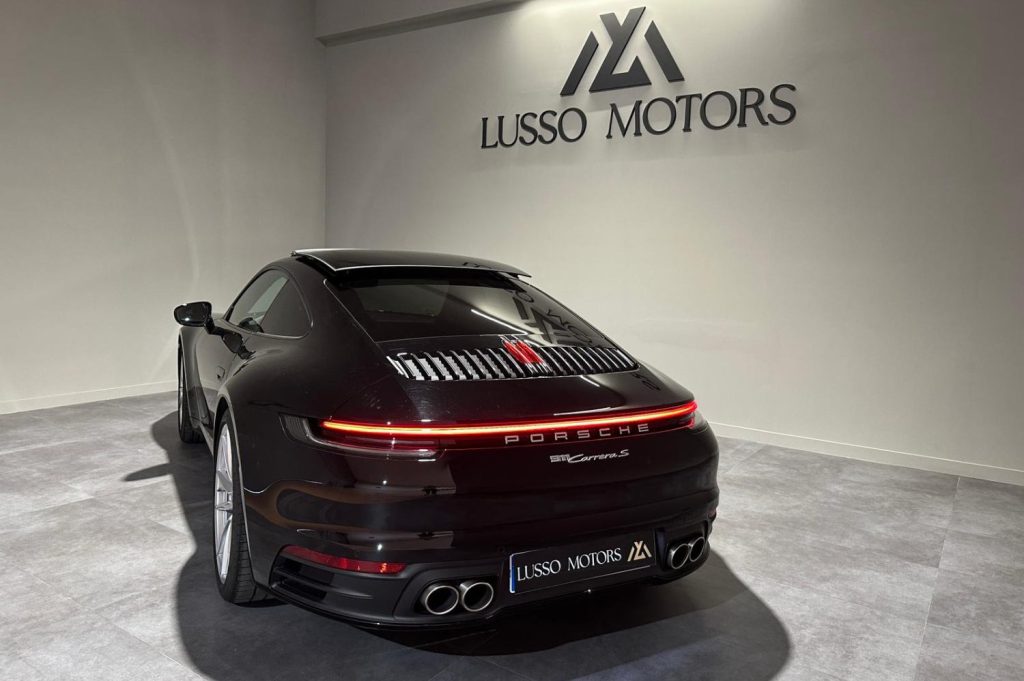 PORSCHE 911 CARRERA S