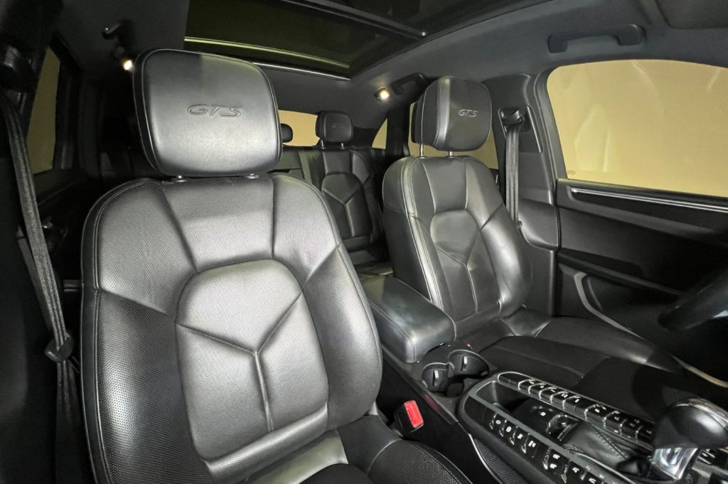 PORSCHE Macan GTS 5p