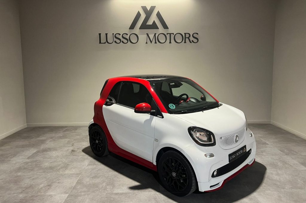 SMART Fortwo 0.9 66kW 90CV USHUAIA LIM. EDIT COUPE 3p