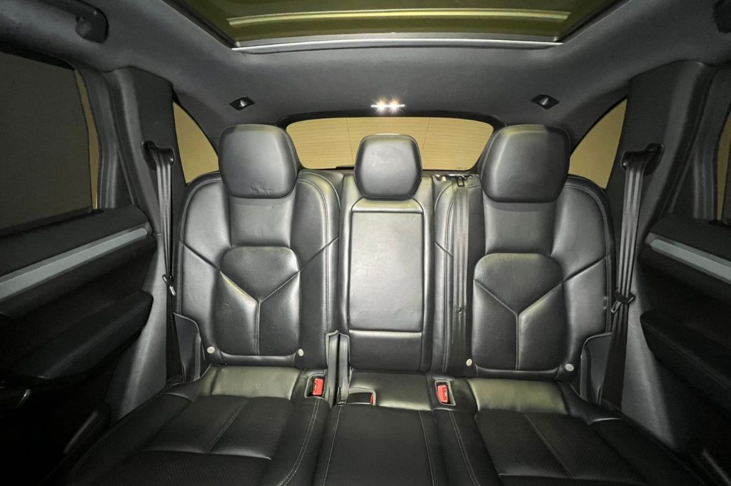 PORSCHE Cayenne S Diesel 5p