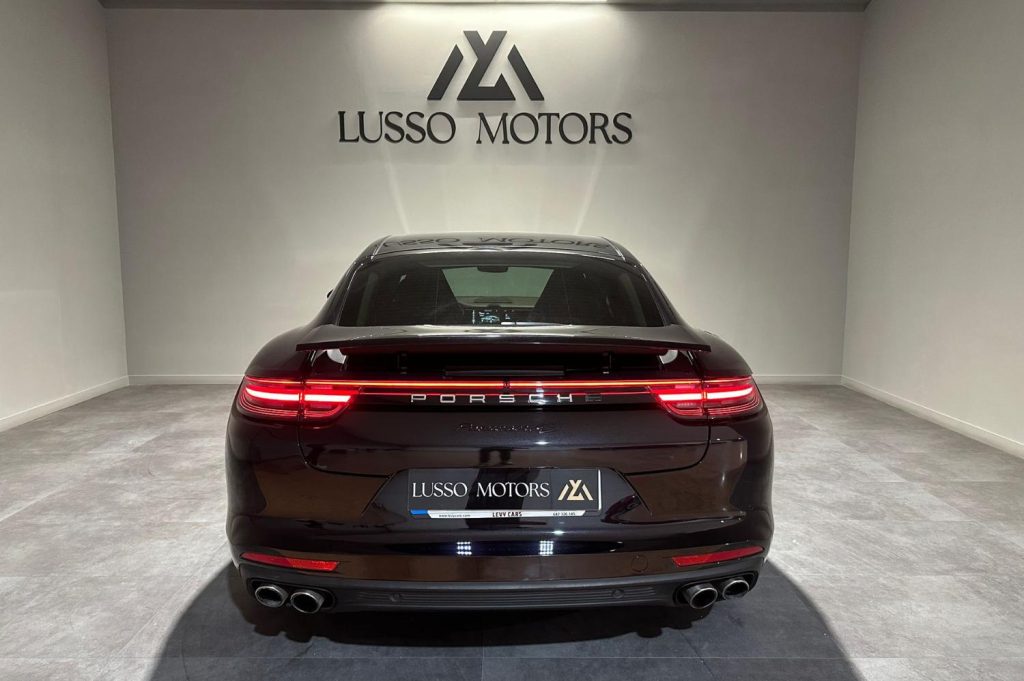PORSCHE Panamera 4S Diesel