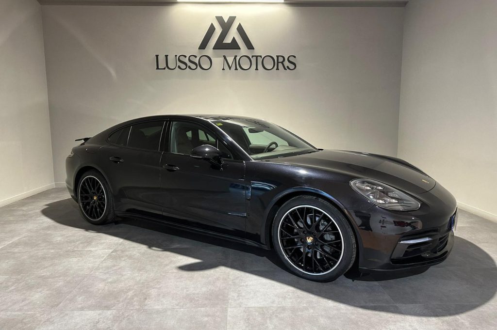 PORSCHE Panamera 4S Diesel