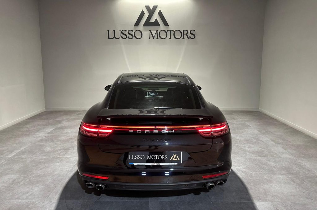 PORSCHE Panamera 4S Diesel