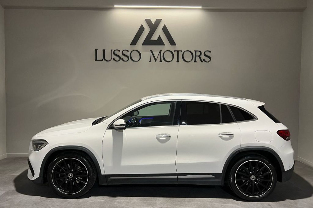 MERCEDES-BENZ GLA 200 D 5p