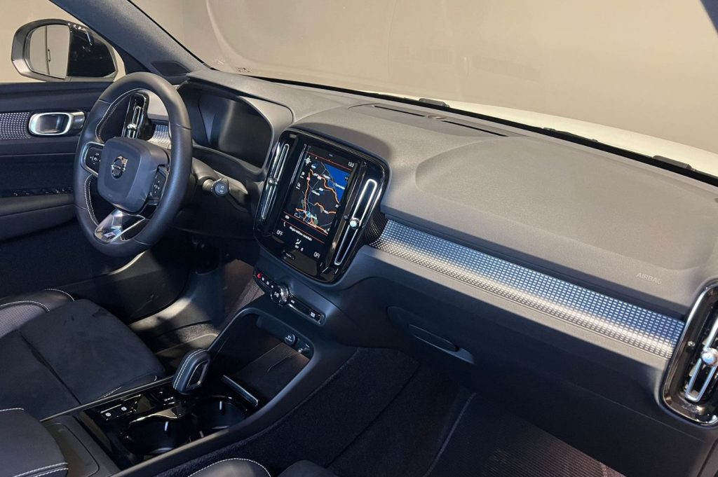 VOLVO XC40 2.0 D3 RDesign Auto 5p