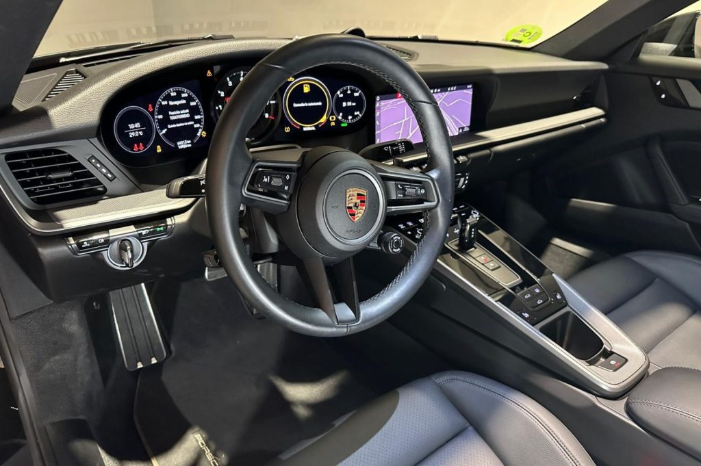 PORSCHE 992 Carrera S 2p