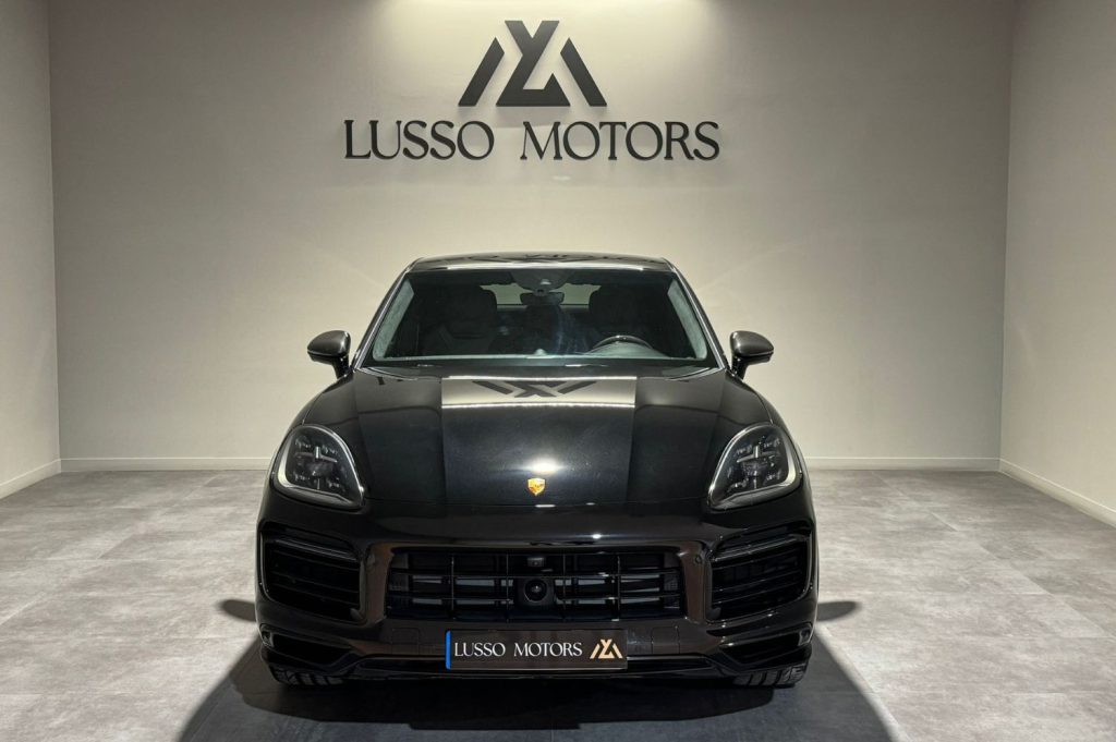 PORSCHE Cayenne Coupé GTS 5p