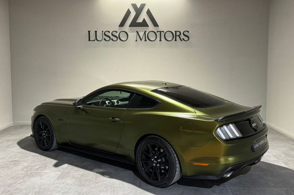 FORD Mustang 5.0 TiVCT V8 307kW Mustang GT Fastsb. 2p