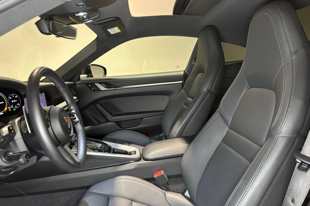 PORSCHE 992 Carrera S 2p