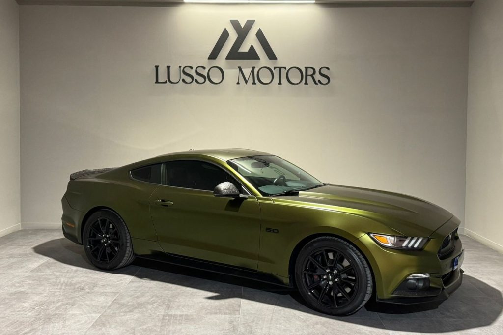 FORD Mustang 5.0 TiVCT V8 307kW Mustang GT Fastsb. 2p
