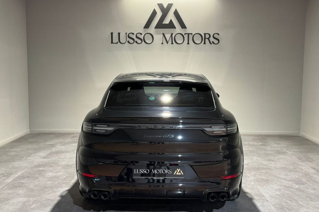PORSCHE Cayenne Coupé GTS 5p