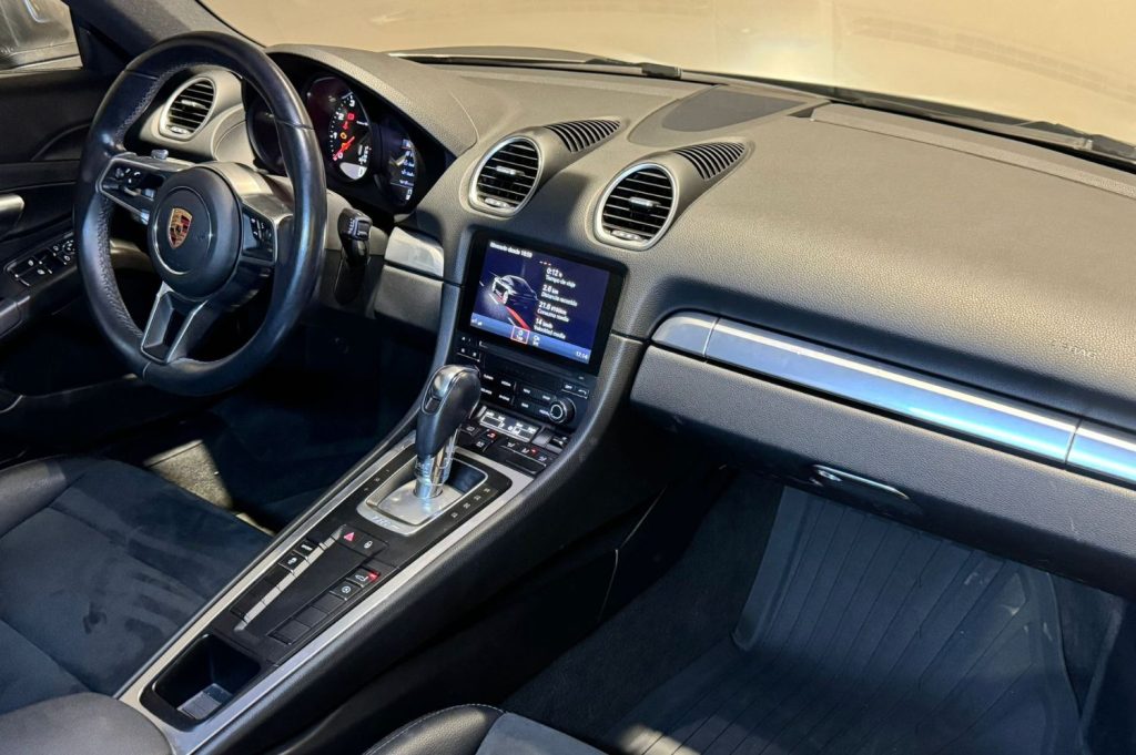 PORSCHE 718 Cayman 3p