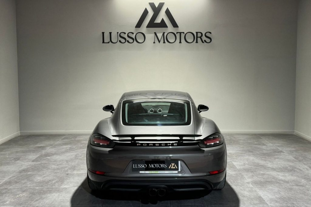 PORSCHE 718 Cayman 3p